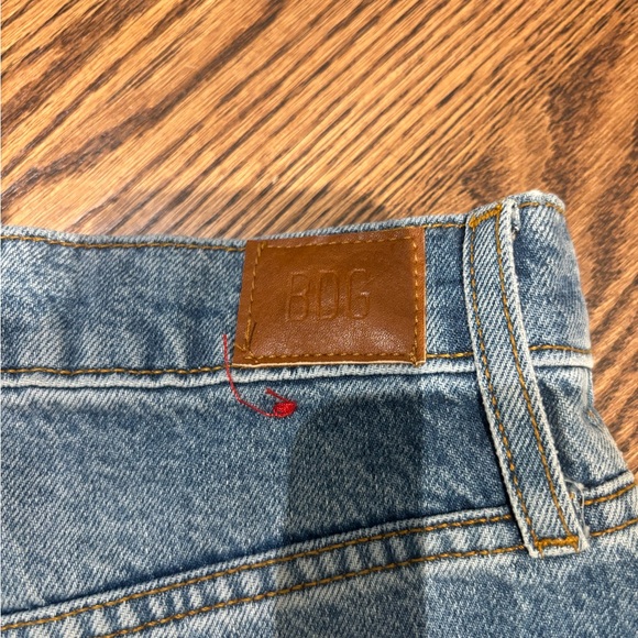 Urban outfitters size 26 A-Line denim shorts, high rise - Picture 3 of 5
